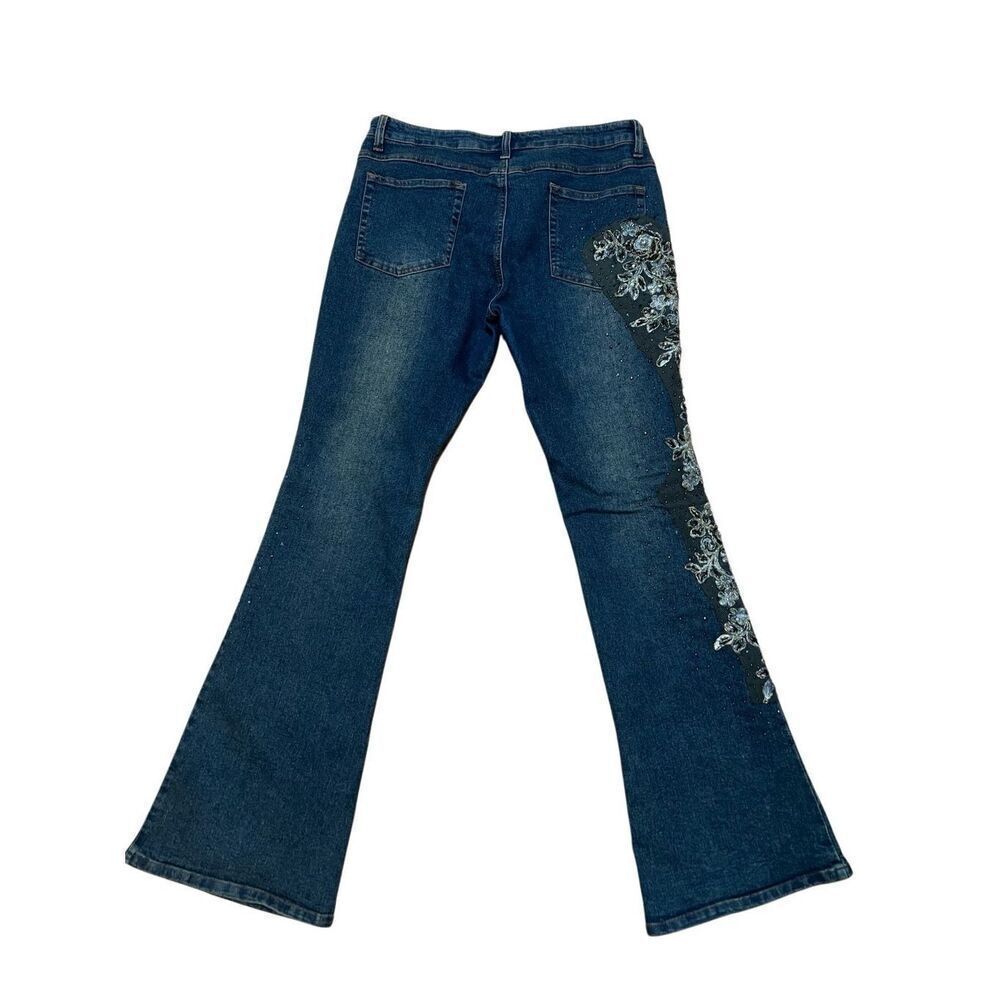 RARE Vintage She’s embellished and hand beaded women’s Bell Bottom Jeans L RUNS